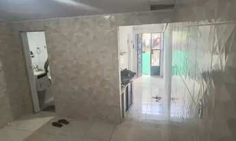 Imagem: Casa à venda em rua pública, VERGEL DO