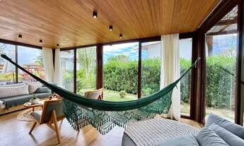 Imagem 2: Imóvel para venda tem 167 metros quadrados com 3 quartos em Praia do Forte - Mata de São J