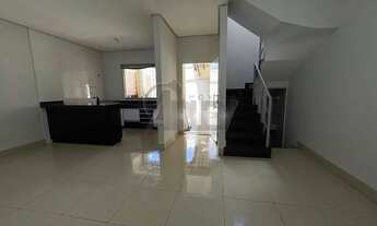 Imagem 2: Sobrado à Venda - Alto Floresta