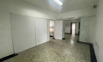 Imagem 2: Casa no Vieiralves - 525 m² - 4 quartos com piscina