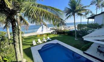 Imagem: Mansão pé na areia disponível para Réveillon