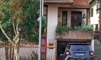 Imagem: Casa com três dormitórios. Centro, Nova