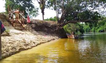 Imagem 7: Sitio com praia particular a 60km de santarem