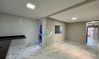 Imagem 2: Casa para Venda em Brasília, Samambaia Sul (Samambaia), 3 dormitórios, 1 banheiro, 2 vagas