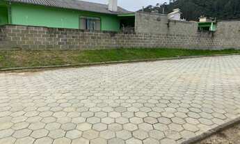 Imagem 2: Casa de madeira disponível no centro de Urubici