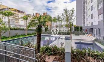 Imagem 2: Apartamento com 2 dormitórios à venda, 53 m² por R$ 385.000,00 - Jardim Lindóia - Porto Al