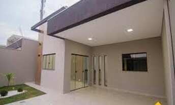 Imagem 2: Th193 Casa para venda possui 106 metros quadrados com 3 quartos em Centro - Balneário Camb