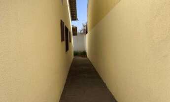 Imagem 6: Casa usada jardim Helvécia ao lado da avenida rio verde