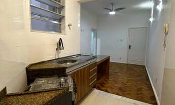 Imagem 4: Apartamento para aluguel com 52 metros quadrados com 2 quartos em Ipanema - Rio de Janeiro