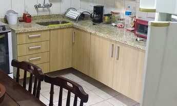 Imagem 6: Casa para venda possui 150 metros quadrados com 3 quartos em Caiçara - Praia Grande - SP