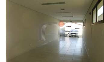 Imagem 5: SALÃO EM BAIRRO PRÓXIMO A SAÍDA DA CIDADE