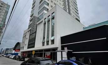 Imagem 5: Meia Praia 4 Suítes ,3 garagens bem localizado