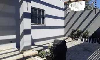 Imagem: Alugo casa no bairro Santa cruz ll com 2