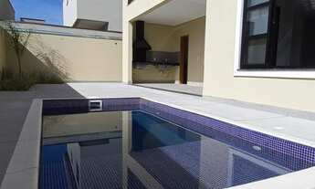 Imagem 4: Casa de condomínio sobrado para venda com 235 m², com 4 suítes, churrasqueira e piscina