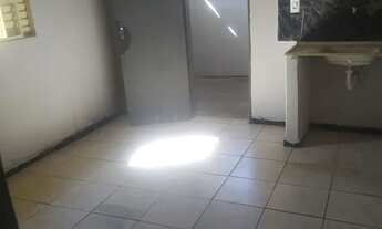 Imagem 6: Alugo baracao 3 cômodos +área de serviço. Não aceito animais