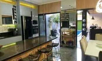 Imagem 3: Luxuoso Sobrado com Piscina Aquecida no Vitória Vale