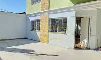 Imagem 2: Excelente sobrado com 4 suítes e lazer na melhor rua do bairro