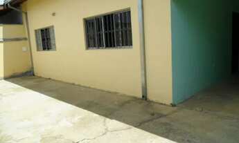 Imagem: Casa Ampla com 2 Dormitórios próximo ao