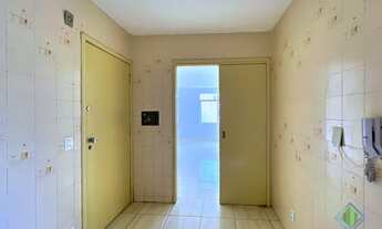 Imagem 5: Apartamento para venda possui 58 metros quadrados com 2 quartos em Carvoeira - Florianópol