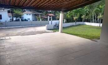 Imagem 6: Casa para aluguel tem 600 metros quadrados mobiliada