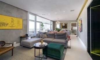 Imagem 6: Imóvel único, em uma das melhores ruas no bairro do Paraíso. Ambientes sofisticados, elega