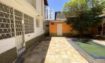 Imagem 4: CASA COMERCIAL IDEAL PARA CLÍNICAS / CRECHES NO MELHOR PONTO DO SION, A DOIS QUARTEIROES D