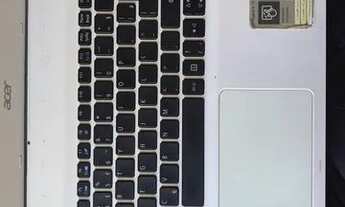 Imagem 4: Notebook acer para retirada de peças