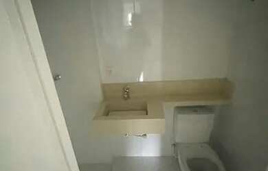 Imagem 6: O IPTU é 1295/ano e Condomínio 830 incluso água e gás. Ar condicion