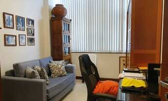 Imagem 4: Apartamento para venda possui 112 metros quadrados com 3 quartos em Copacabana - Rio de Ja