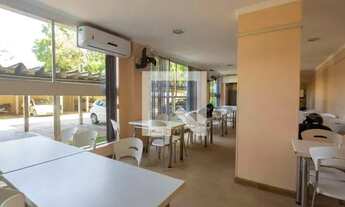 Imagem 2: Apartamento com 2 dormitórios para alugar, 61 m² por R$ 2.221,00/mês - Cristal - Porto Ale