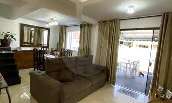 Imagem 2: Sobrado 3 Quartos à Venda no Fazendinha Condomínio com Taxa Baixa Curitiba