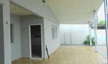 Imagem 2: CASA EM EXCELENTE LOCALIZAÇÃO. 04 QUARTOS