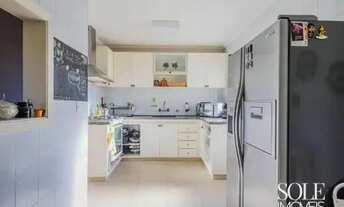 Imagem 6: Casa Térrea com 3 Suítes, Área Gourmet e Piscina em Condomínio Estilo Chácaras