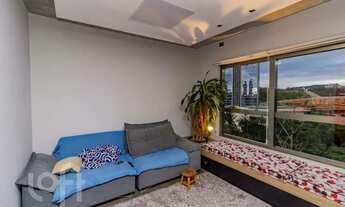 Imagem 3: Apartamento à venda em Petrópolis com 68 m², 2 quartos, 1 vaga