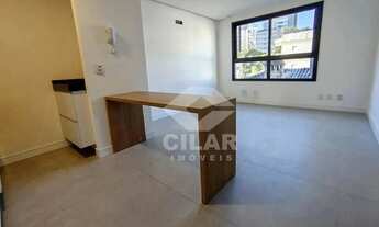 Imagem 2: Apartamento com 1 dormitório para alugar, 51 m² por R$ 3.150,00/mês - Rio Branco - Porto A
