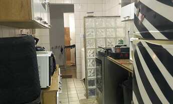 Imagem 6: Quarto mobiliado no barramar, no Calhau. 900 reais com água , internet e Tv a cabo incluso