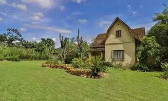 Imagem 2: Descubra seu novo lar em São Roque, Timbó, SC! Esta casa está à venda na área residencial