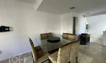 Imagem 2: Casa à venda Rua Doutor Castro de Menezes, Vila Assunção - Porto Alegre