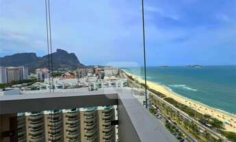 Imagem 2: Duplex frontal mar, 305m² totalmente reformado e climatizado, com vista inigualável!