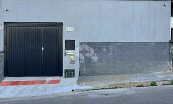 Imagem 2: Casa com 3 quartos/dormitórios no bairro Serraria, em São José - SC