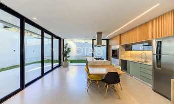 Imagem 7: CASA EM CONDOMÍNIO FECHADO COM 4 QUARTOS E CHURRASQUEIRA Casa Em Condomínio Fechado Com 4