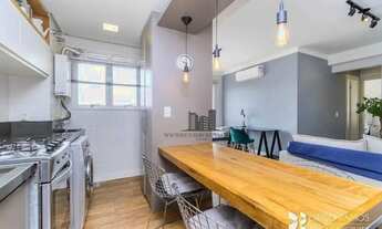 Imagem 3: Excelente apartamento mobiliado de 02 dormitorios com 01 box no Jardim Carvalho em Porto A