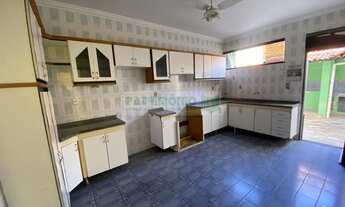 Imagem 7: Casa para aluguel possui 250 metros quadrados com 5 quartos em Grageru - Aracaju - SE