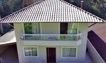 Imagem: Casa para venda possui 240 metros quadrados