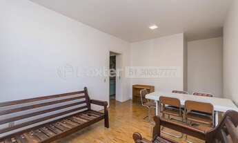 Imagem 4: Apartamento de 80m² com 2 dormitórios, elevador e vaga junto ao bairro Moinhos de Vento em