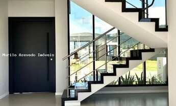 Imagem 2: Casa para Venda em Florianópolis, Rio Vermelho, 3 dormitórios, 3 suítes, 4 banheiros, 2 va