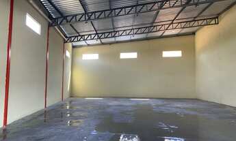 Imagem 2: Aluga-se Galpão / depósito com 3 vagas na garagem