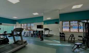 Imagem 6: Um apartamento por andar com 4 quartos com 278m², 2 suítes, sendo uma máster com 42m² e 2