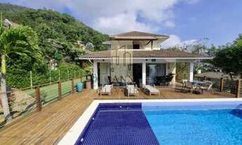 Imagem 2: Casa no Recreio em meio à natureza