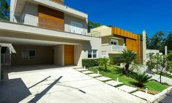 Imagem 2: Casa Nova com desing moderno em Aldeia da Serra!